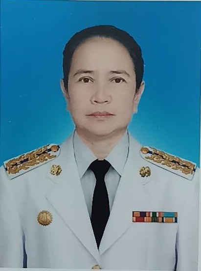 นางสาวอรพรรณ รอดเกลี้ยง